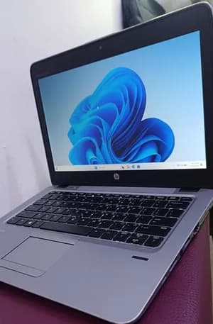 HP EliteBook 820 G3 Core i5 Laptop
