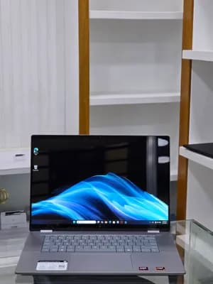 HP OmniBook X Flip 16 Laptop