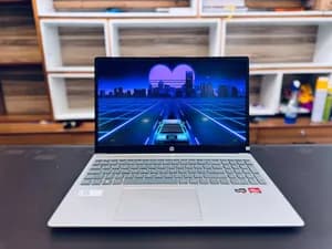 HP Notebook Ryzen 7 16GB 512GB