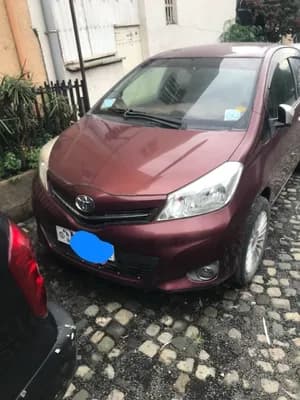 Toyota Yaris Compact 2012 1.0cc
