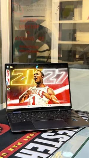 HP Spectre x360 2023 i7 16GB 1TB