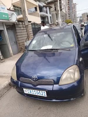 Toyota Vitz Yaris 1.0L
