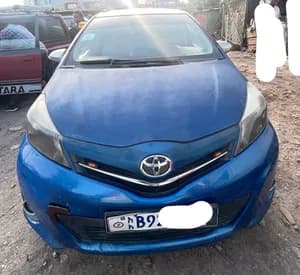 Toyota Yaris Compact 2011