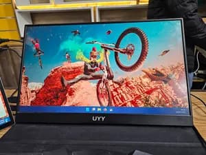 UYY 15.6 Inch Portable Monitor