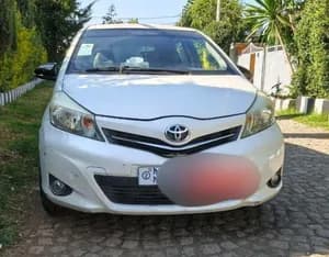 Toyota Yaris Joyla 2014