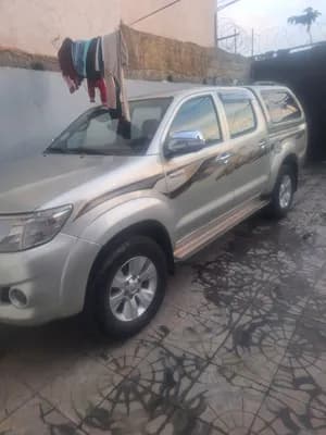 Toyota Hilux Double Cab 2015