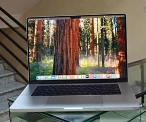 Apple MacBook Pro 16-inch M1 Pro 1TB 16GB