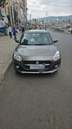 Suzuki Swift 2022 Automatic