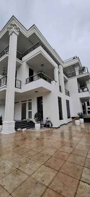 Modern G+2 House in Ayat Compound