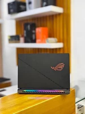Asus ROG i9 RTX 4080 Gaming Laptop